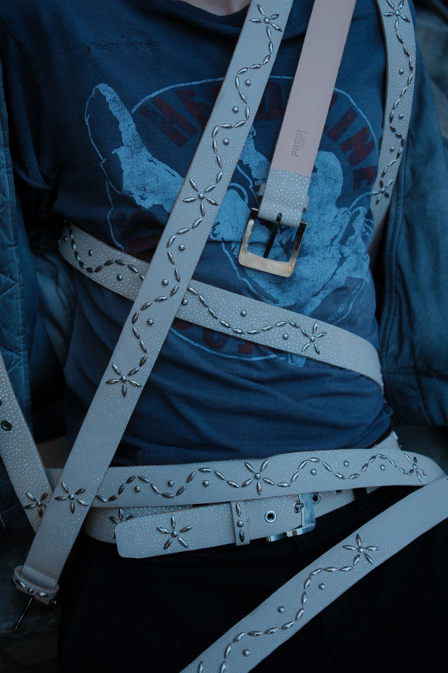 STUDDED STINGRAY BELT